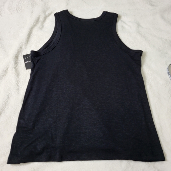 Torrid Black Mesh Inset Tank Sleeveless Top. Size 00 / Medium - Picture 8 of 8